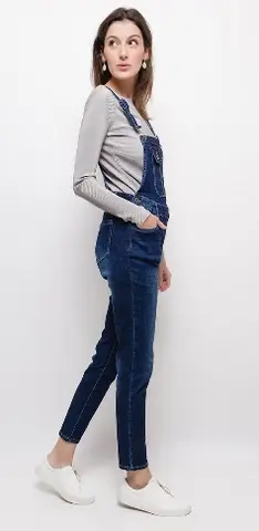 Salopette en jean pour femme